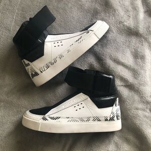 Royal Elastics sneakers
